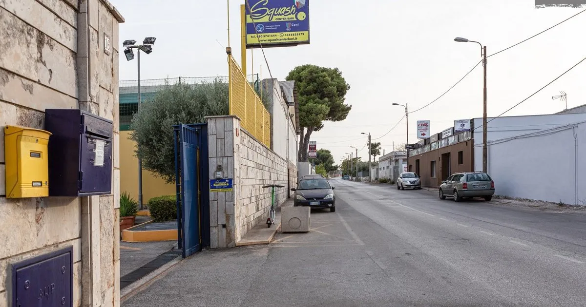 Squash Center Bari squash venue photo 2 of 10