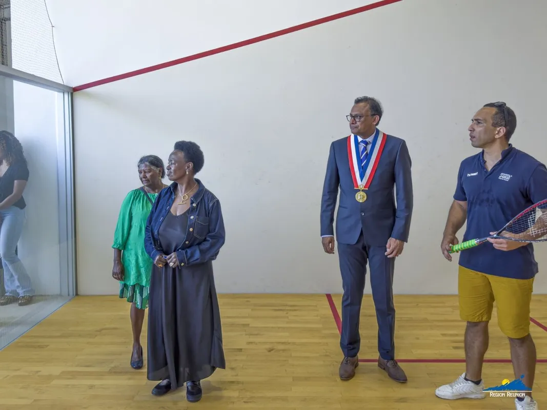 Squash bras panon squash venue photo 2 of 4
