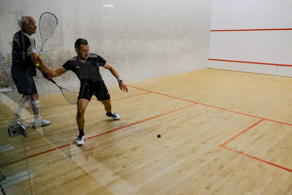 Squash Club Dekker Warmond squash venue photo 4 of 10