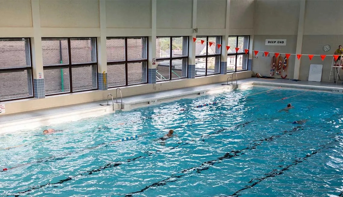Stocksbridge Community Leisure Centre squash venue photo 3 of 10