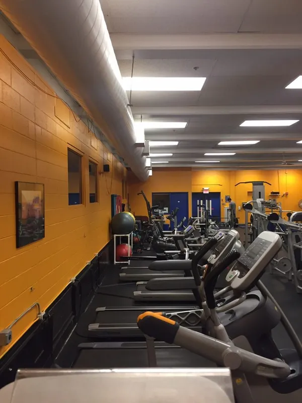 Sullivan Recreation and Fitness Complex squash venue photo 5 of 10