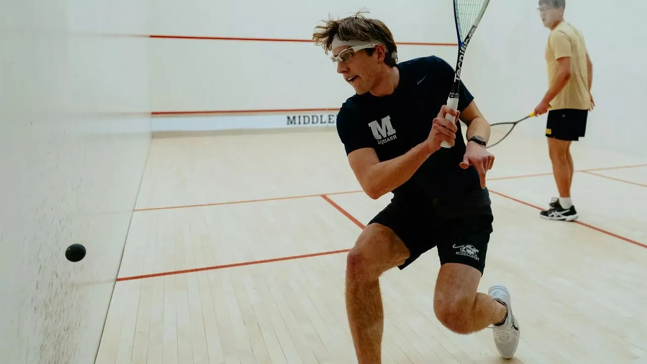 Sven Neumann gym Modern Line squash venue photo 5 of 6