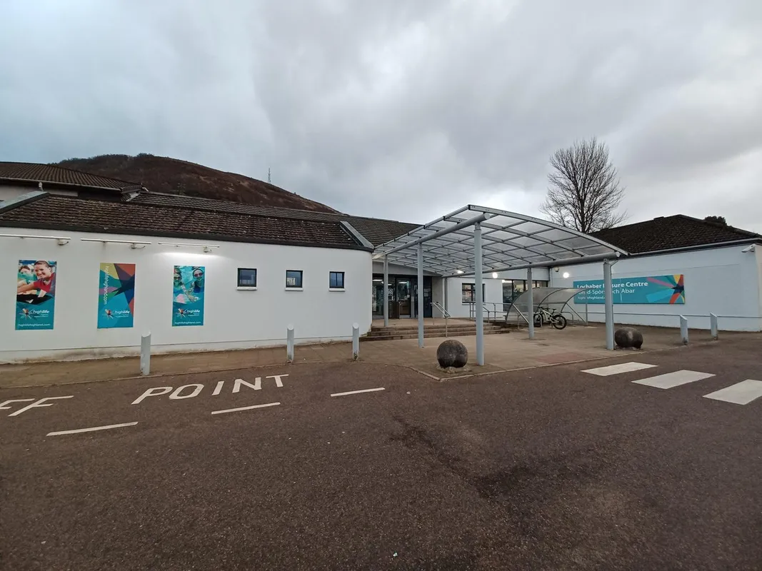 Tala Leisure Centre (Tala Island) squash venue photo 3 of 4