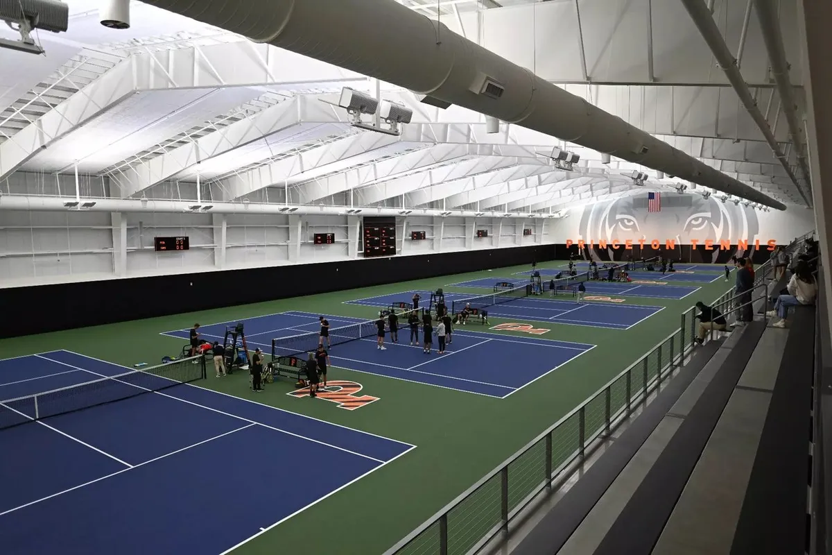 Tennis and squash center Rigacker Wohlen squash venue photo 3 of 4