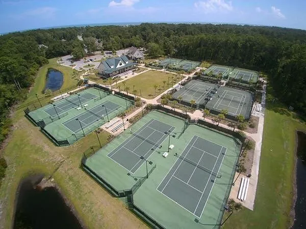 Tennis and squash center Rigacker Wohlen squash venue photo 1 of 4