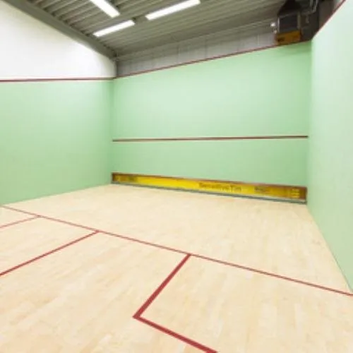 Tennis und Squash Center squash venue photo 7 of 10