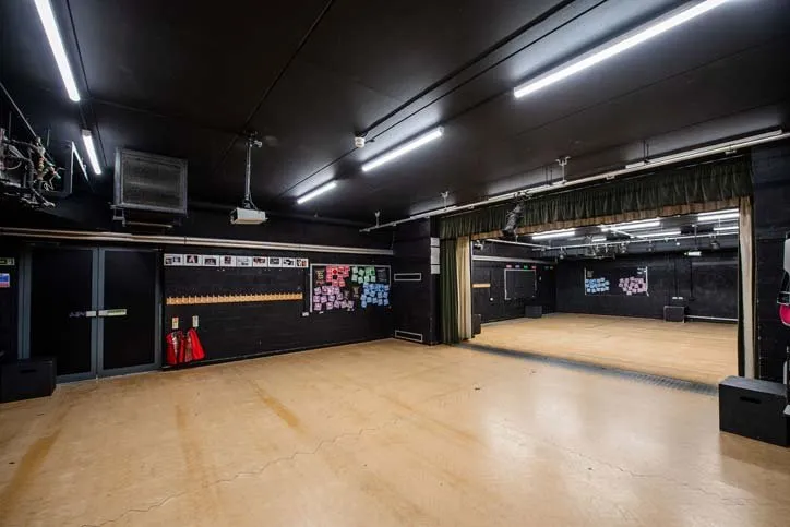 Tewkesbury School Sports Centre squash venue photo 8 of 8