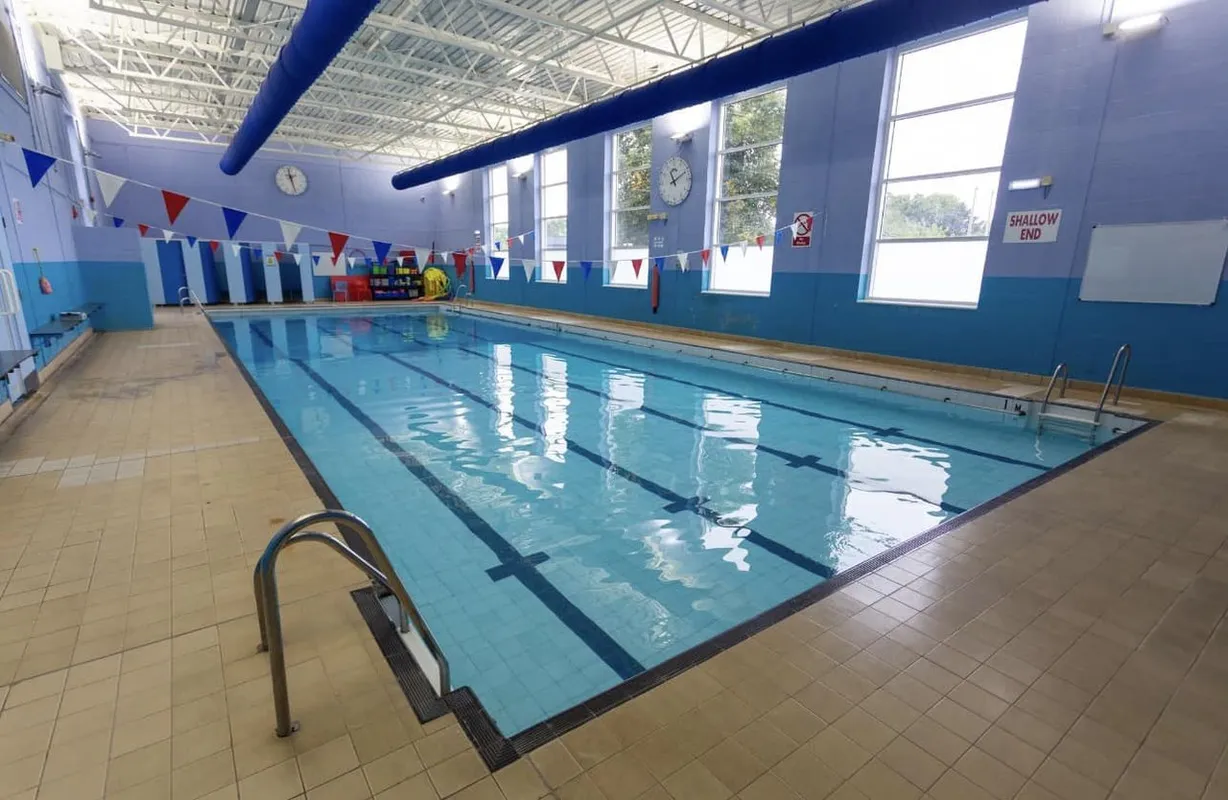 Tewkesbury School Sports Centre squash venue photo 7 of 8