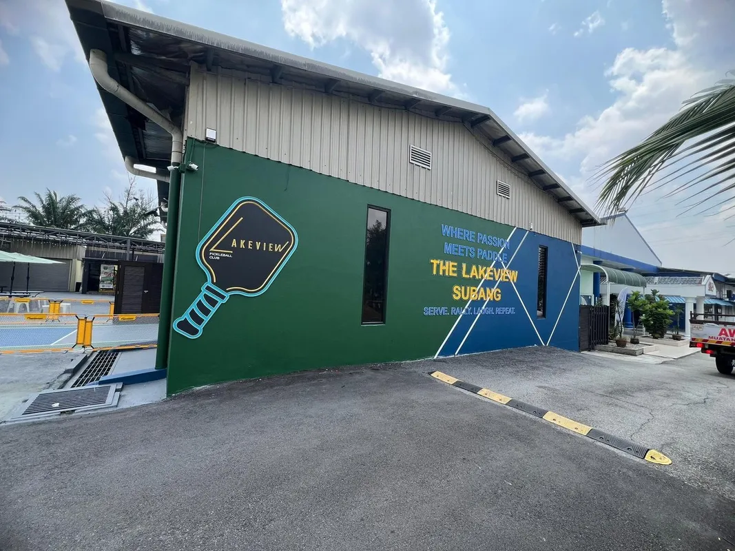 The Lakeview Club squash venue photo 4 of 10
