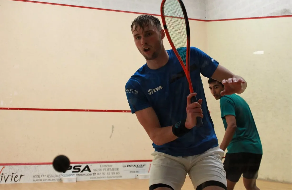 TOP FORM' squash venue photo 8 of 10