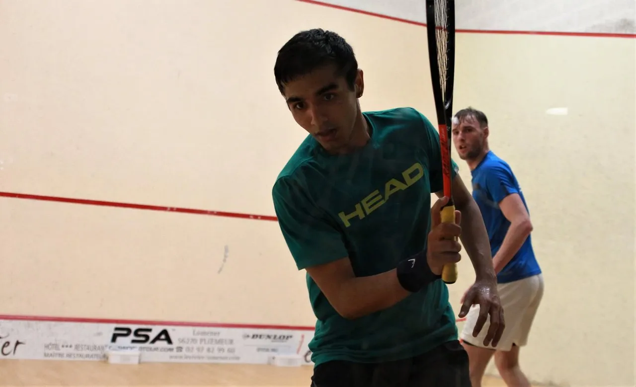 TOP FORM' squash venue photo 6 of 10