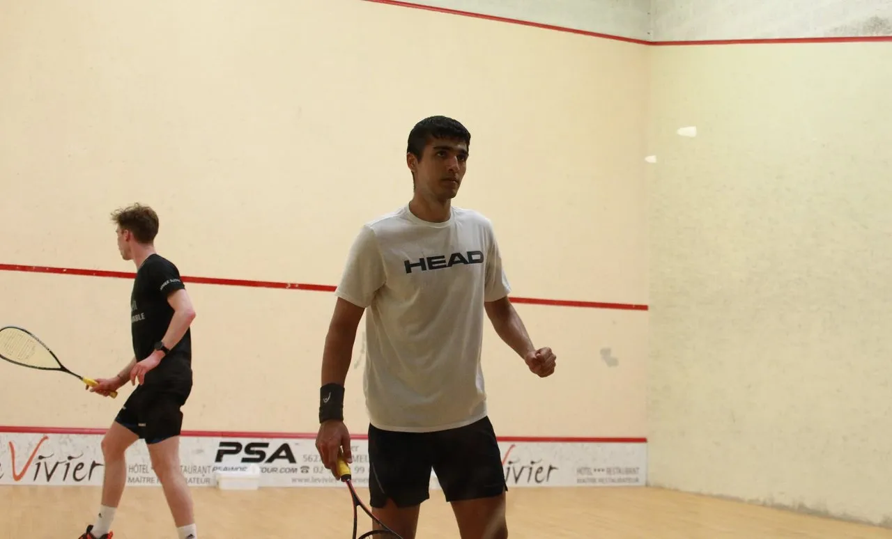 TOP FORM' squash venue photo 5 of 10