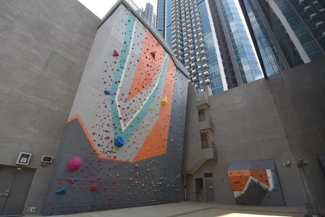 Tsuen Wan West Sports Centre squash venue photo 1 of 10
