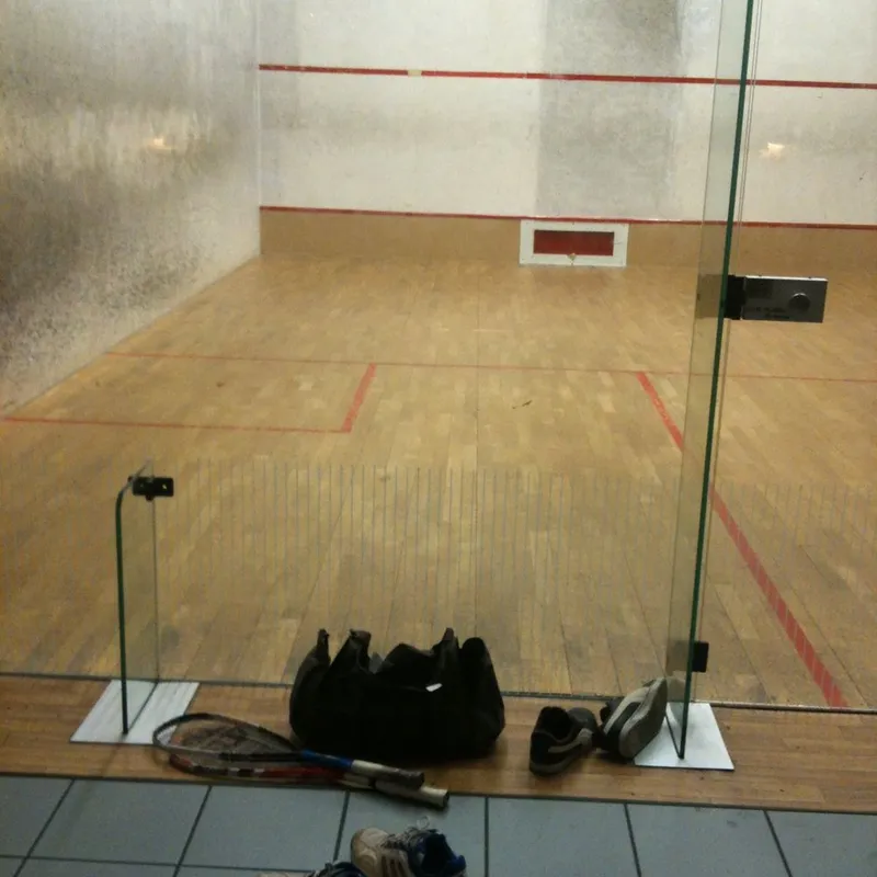 Universum Fit-Gym squash venue photo 7 of 8