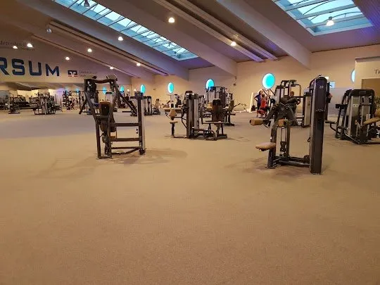 Universum Fit-Gym squash venue photo 2 of 8