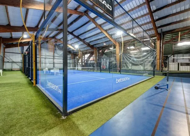 UrbanSoccer Lyon Barolles squash venue photo 5 of 7