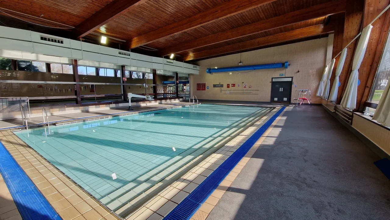 Vale Farm Sports Centre squash venue photo 8 of 10