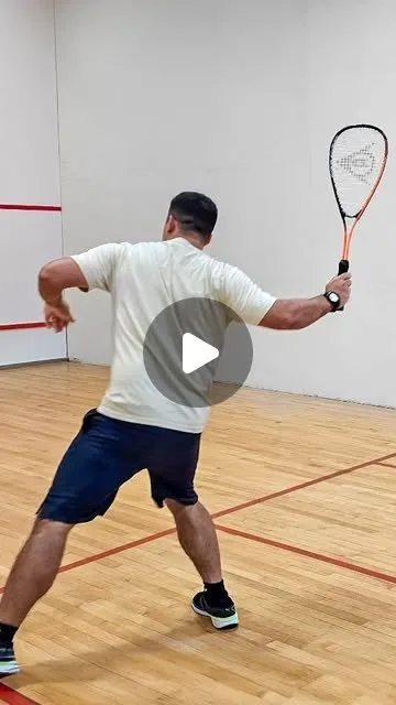 Viking Club (Radisson Blu Hotel Kuwait) squash venue photo 5 of 5