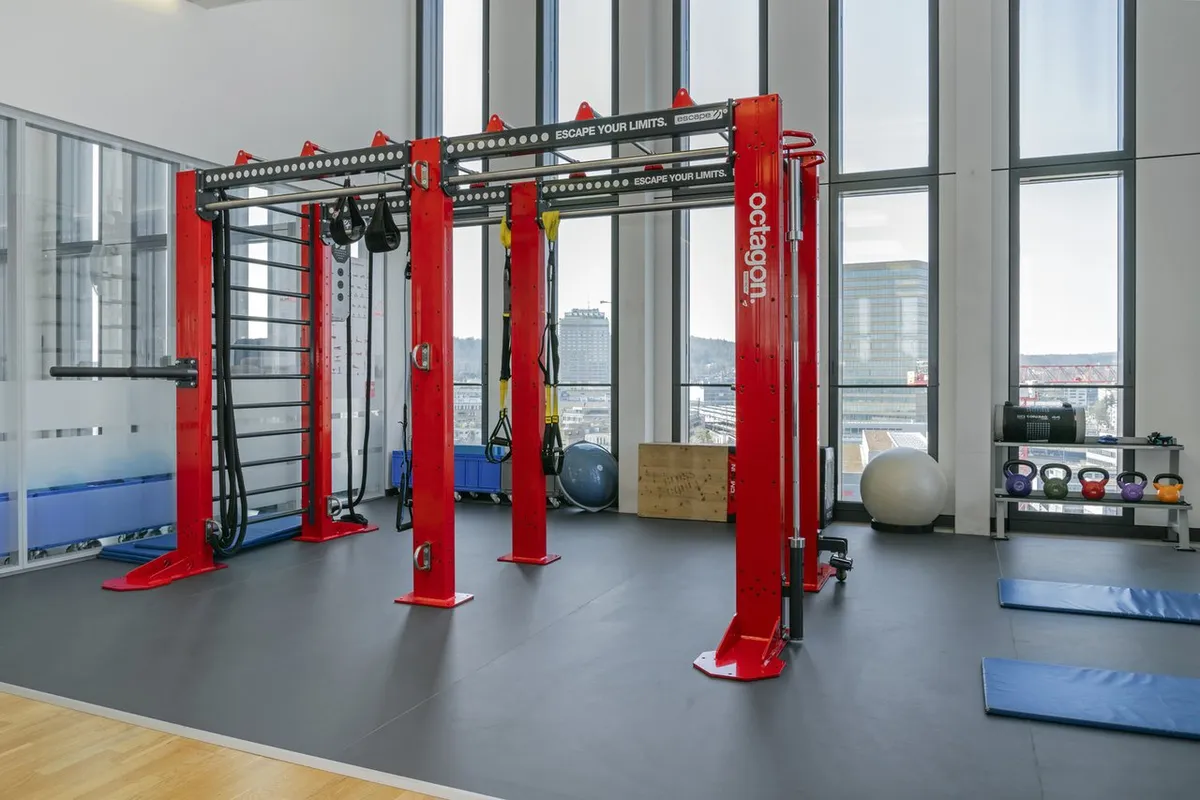 well come FIT Oerlikon (fitnessplus Oerlikon) squash venue photo 4 of 5
