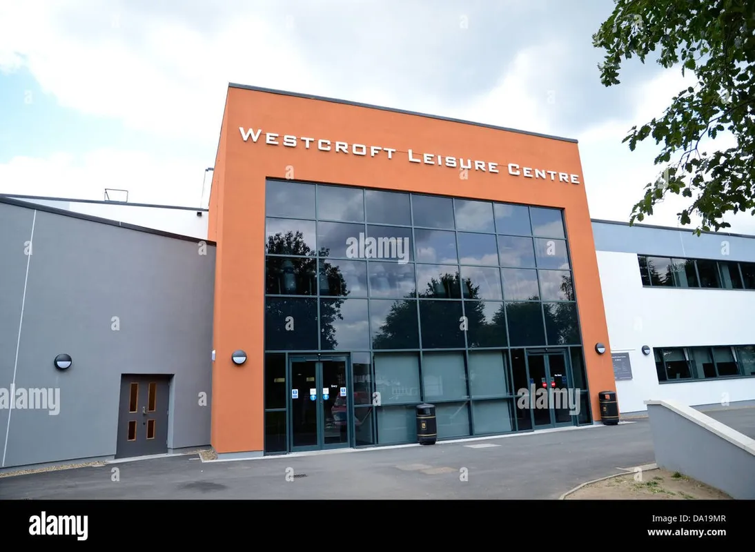 Westcroft Leisure Centre squash venue photo 9 of 9