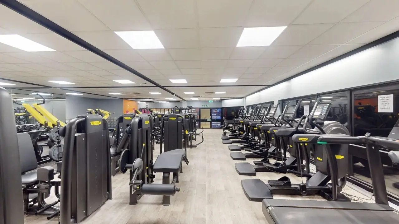 Wilmslow Leisure Centre squash venue photo 3 of 10