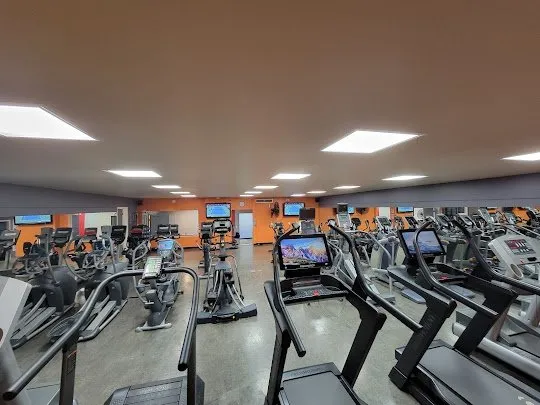 World Gym squash venue photo 2 of 8