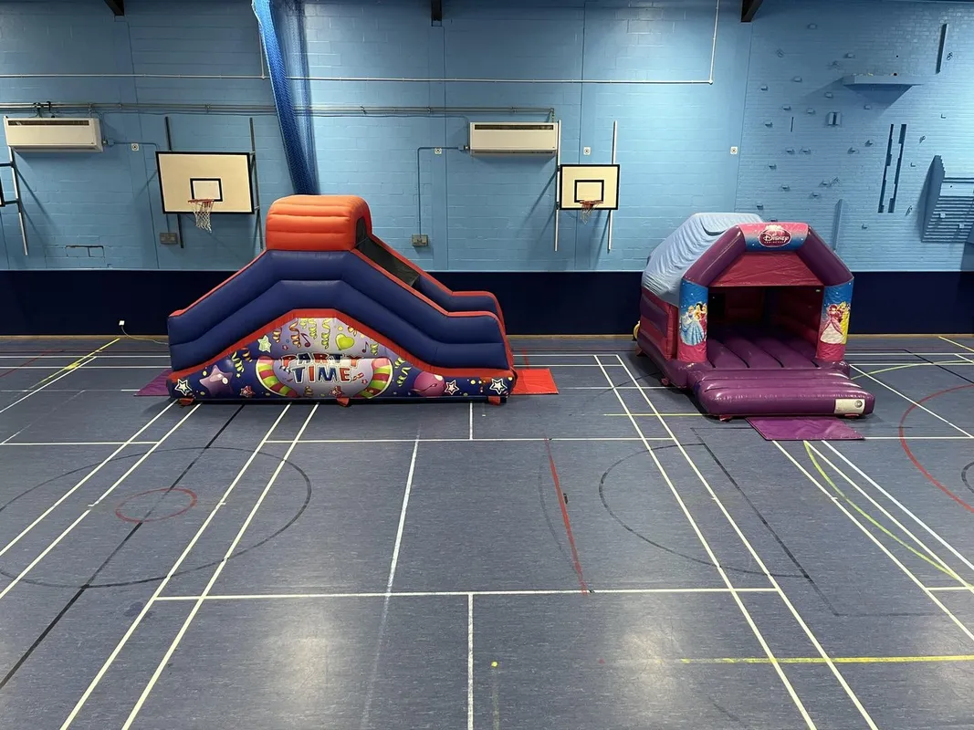 Wotton Sports Centre squash venue photo 4 of 4