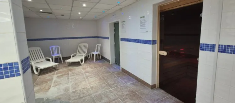 Yarborough Leisure Centre squash venue photo 3 of 10