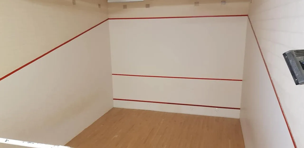 Yeovil Bowls & Squash Club squash venue photo 10 of 10