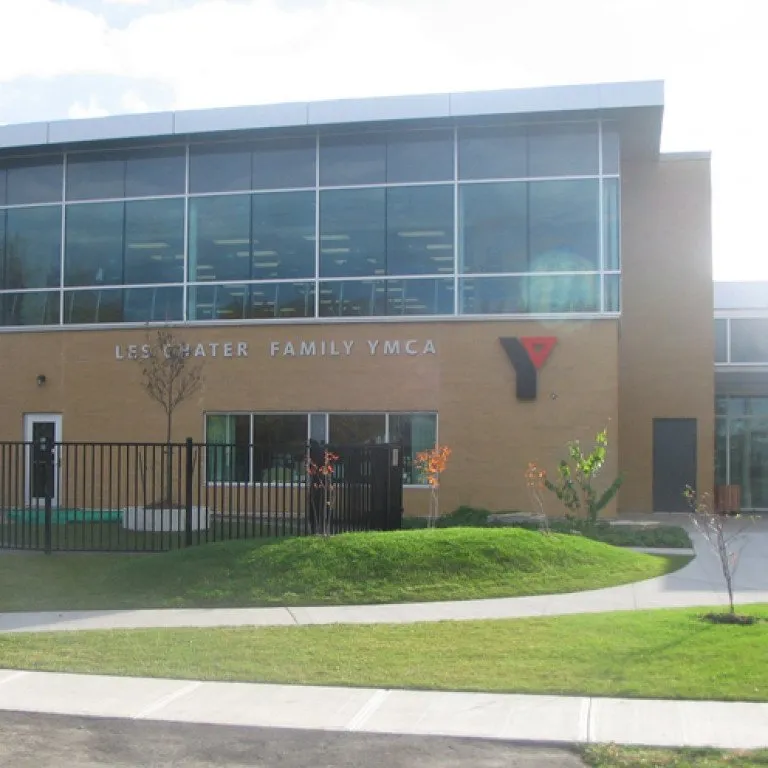 YMCA Hamilton Downtown Family YMCA squash venue photo 2 of 9