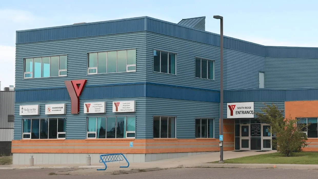 YMCA of Medicine Hat squash venue photo 5 of 9